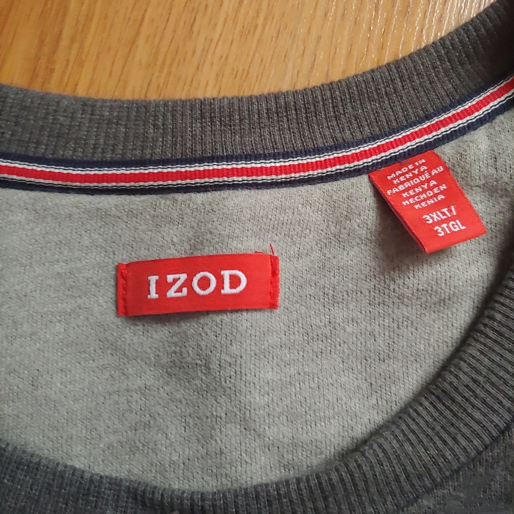 Sweater - Picture 3 of 3